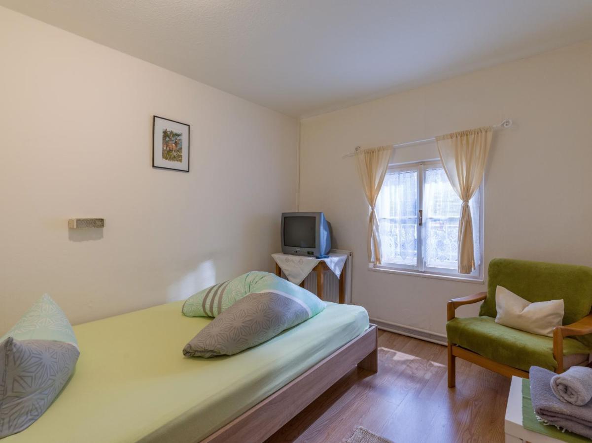 Landgasthof Oberlander Kirchbichl Bagian luar foto
